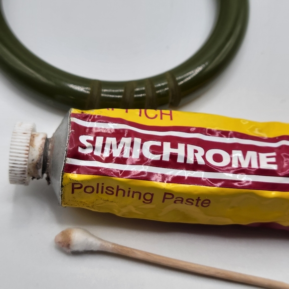 VTG Bakelite Carved Bangle Bracelet | "Spinach" Green | Simichrome Tested - Picture 2 of 8